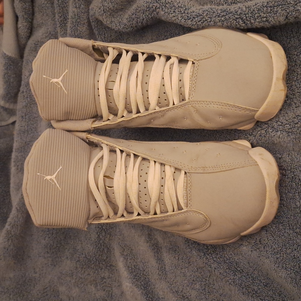 Grey jordans Mens size 11